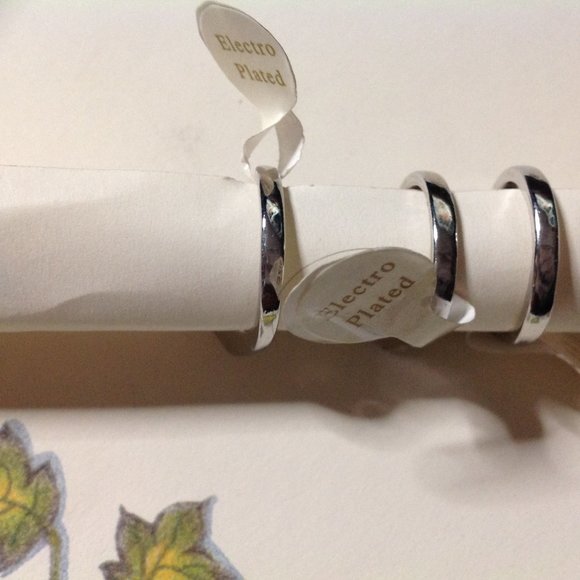 3 Vintage Silver Tone Electroplated Gemstone Rings Size 7 - Picture 4 of 4